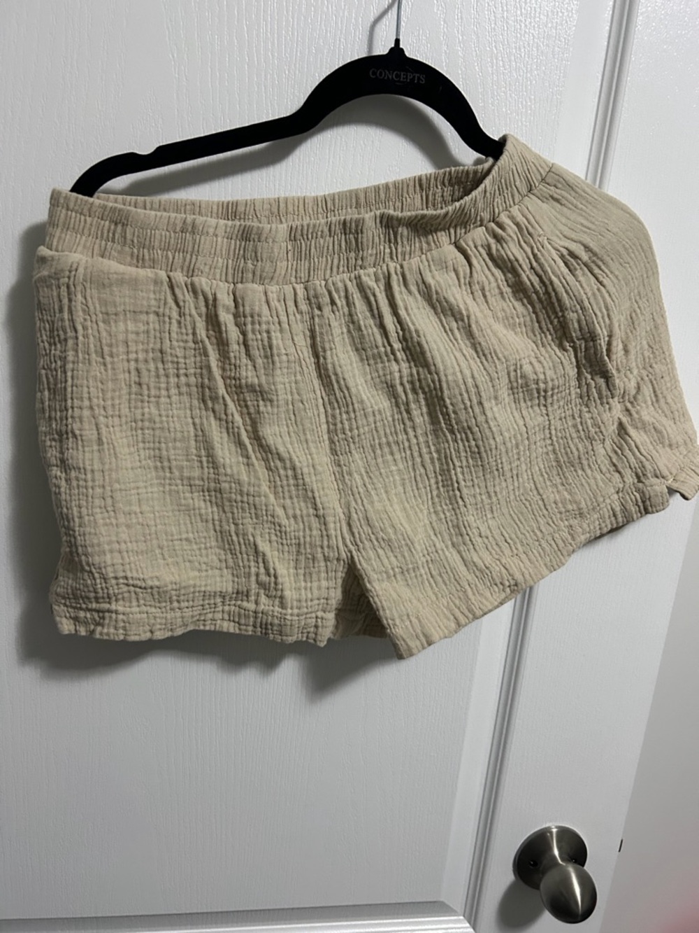 2 piece cream beige gauze set! Lightweight Button-Up Short Sleeve and short set - Picture 5 of 6